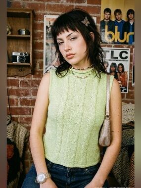 Y2K Cable Knit Sweater Vest Light Green Mock Neck Sleeveless Size S Cottagecore